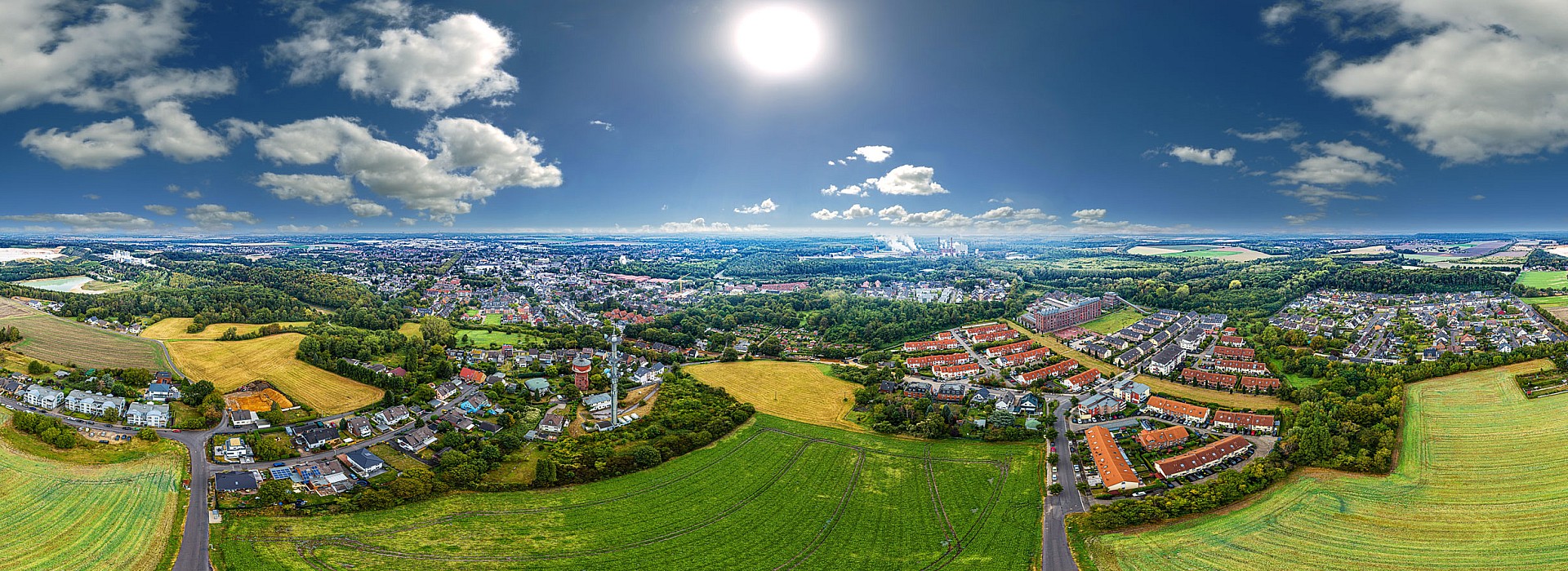 Symboldbild: Frechen - König Umzüge - Ihr Profi für Umzüge aller Art im Rheinland, dem Rhein-Erftkreis, Köln und Köln-Umland