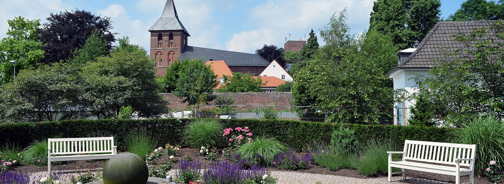 Symboldbild: Wassenberg - König Umzüge - Ihr Profi für Umzüge aller Art im Rheinland, dem Rhein-Erftkreis, Köln und Köln-Umland